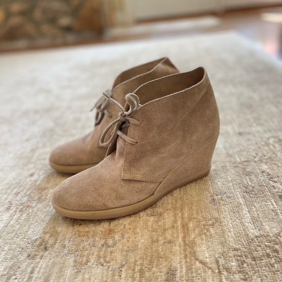 J Crew Suede Wedge Booties, size 9 - Picture 10 of 10